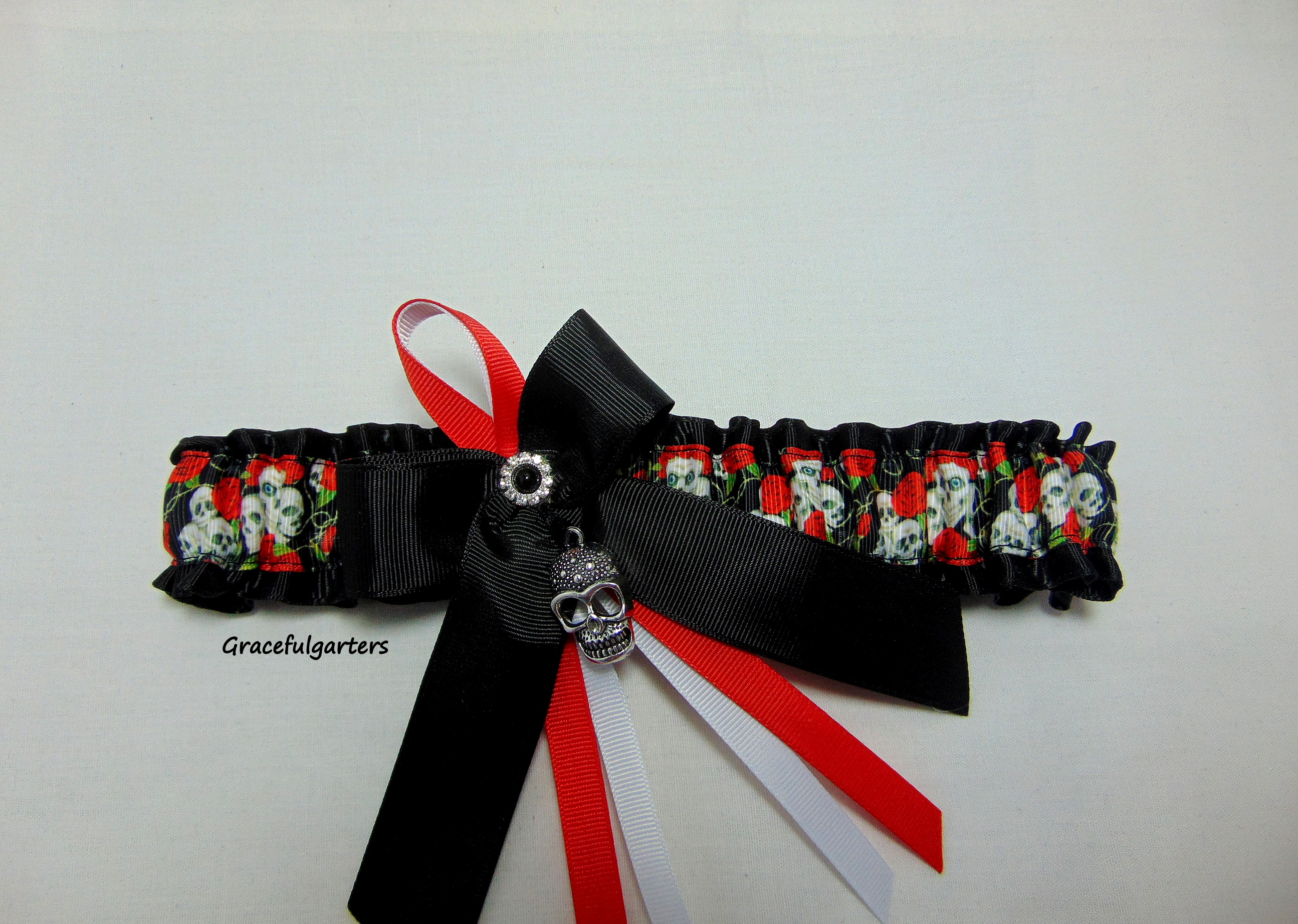 Skulls And Roses Bridal Wedding Garter - GracefulGarters